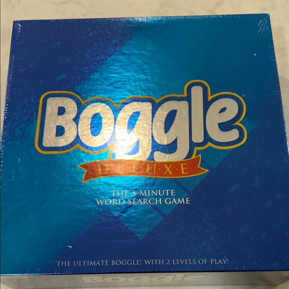 Boggle Deluxe Blue Word-Search Game